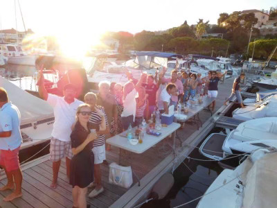 Apéro sur le port de Cannes Marina